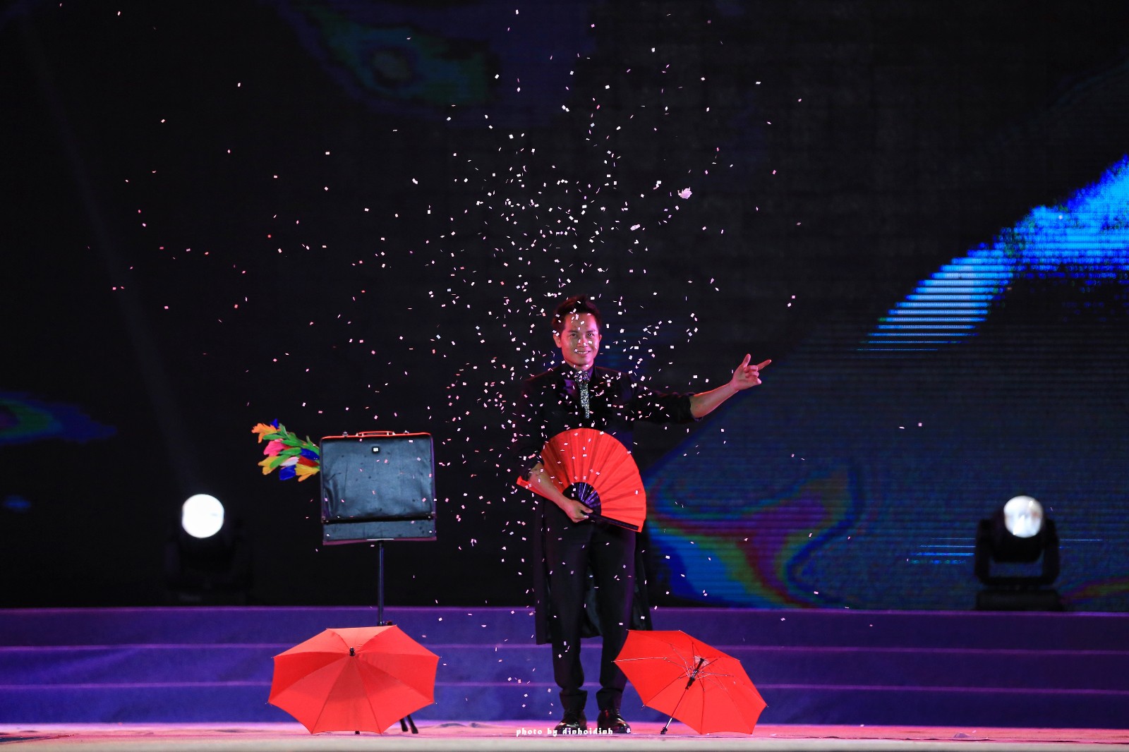 天等小记-登一座山爱一座城看一片天等日夕晨