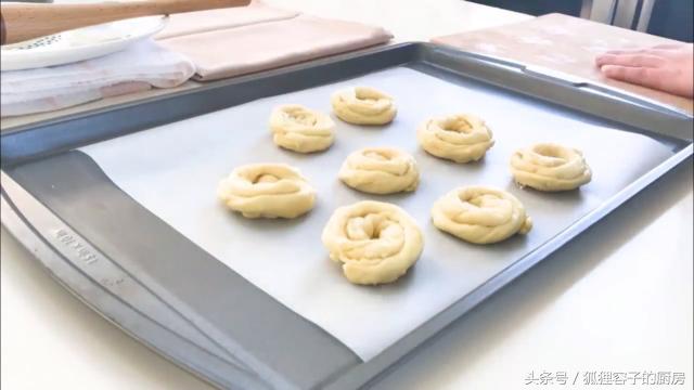 悄悄告诉你：羊角面包卷也可以做出惊艳的点心