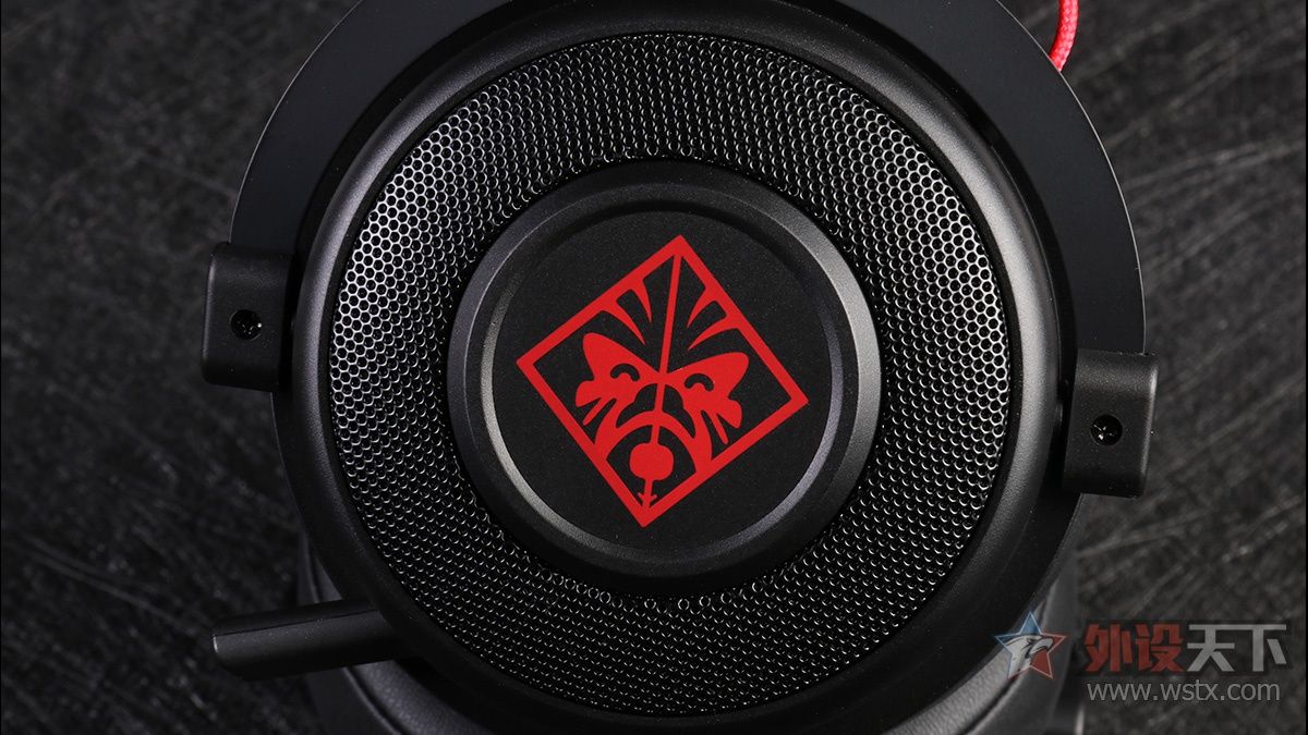 暗影精灵800耳机有几种样子,惠普暗影精灵系列性价比