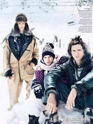 怕冷的女孩一定要有件超暖的外套,女朋友说手冷含义