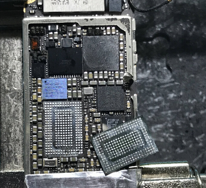 iphone6进水不开机故障,iphone6进水不开机怎么办