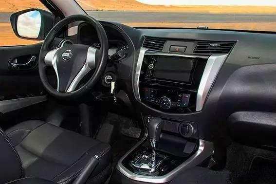 全新日产帕拉丁官图发布,全新日产帕拉丁造型非常硬朗霸气