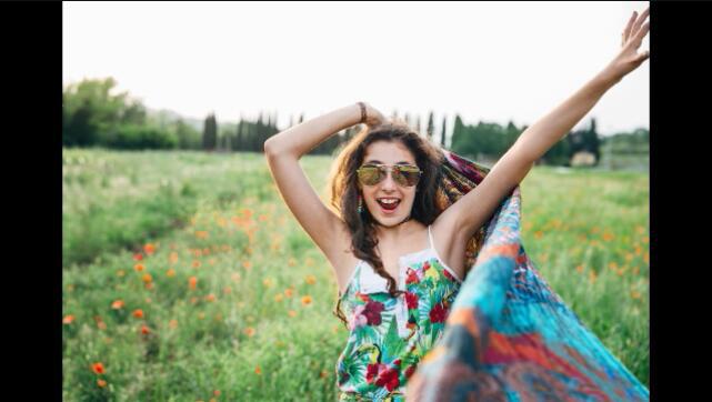 视频去黑边变全屏,去除视频黑边的方法