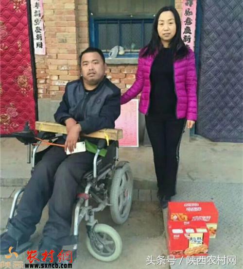 延安富县尚美爱心团队坚持数年关爱瘫痪青年徐生明