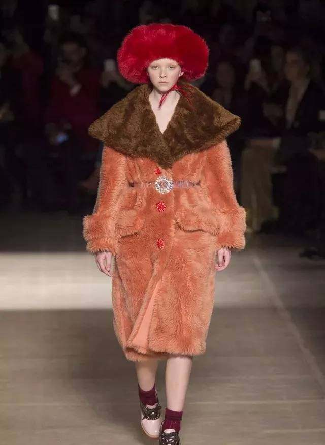 杨颖刘涛同款大衣,刘涛戚薇同台