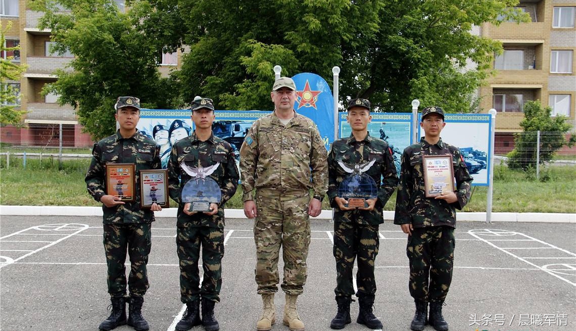 中国特种兵的战斗力,中国陆军特种兵魔鬼训练震撼场面