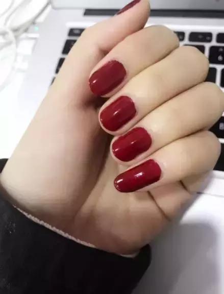 2021最火美甲显白颜色短指甲款式,今年流行的短指甲美甲