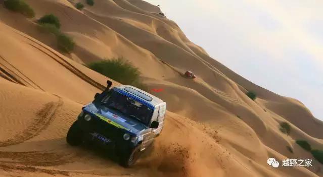 越野车玩沙漠全过程,开越野车玩沙漠