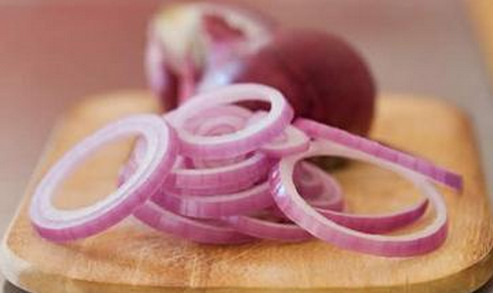 切葱戴防护镜不辣眼睛的方法,切葱为什么辣眼睛