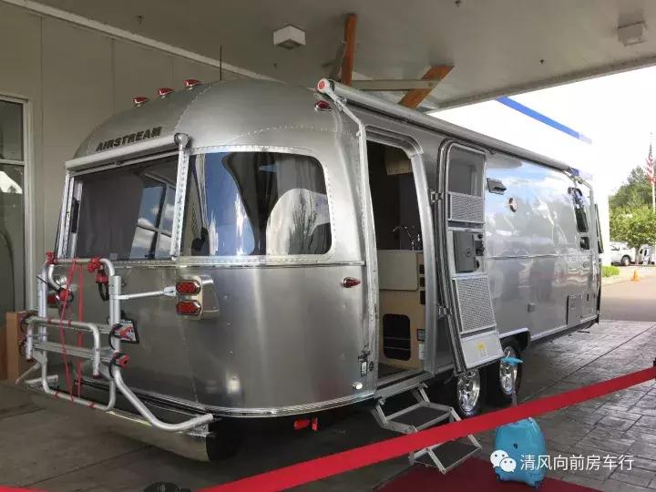 欧洲购买房车旅行,豪华房车旅行国外