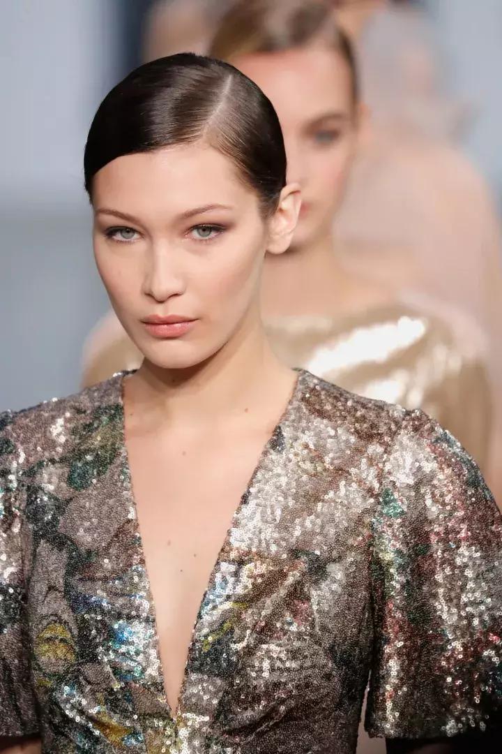 27岁有细纹黑眼圈用什么眼部护理,黑眼圈细纹浮肿补水