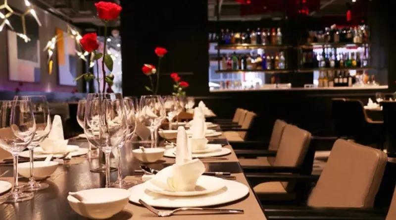 重庆美食街解放路,重庆美食巷子解放碑