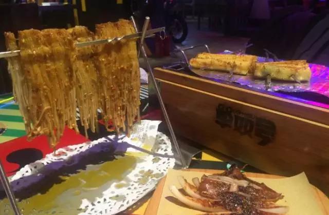 最火爆人气高的夜宵,今年上海最火的宵夜店