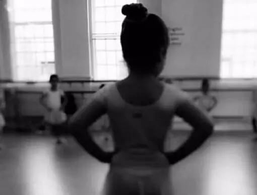 年收入6亿元的贝克汉姆家是如何养娃的？