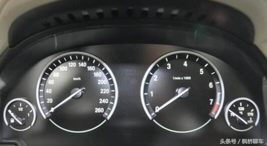 仪表盘指针乱跳是什么原因,仪表盘跳动是什么原因
