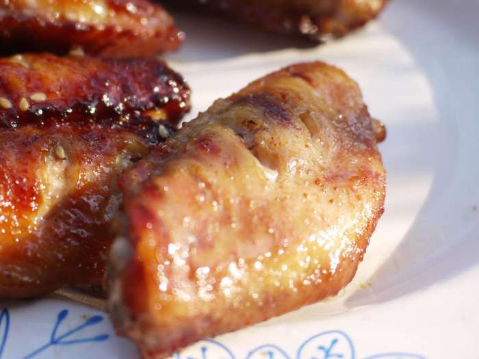 烧烤摊的烤鸡超级香,烧烤摊最受欢迎的食物