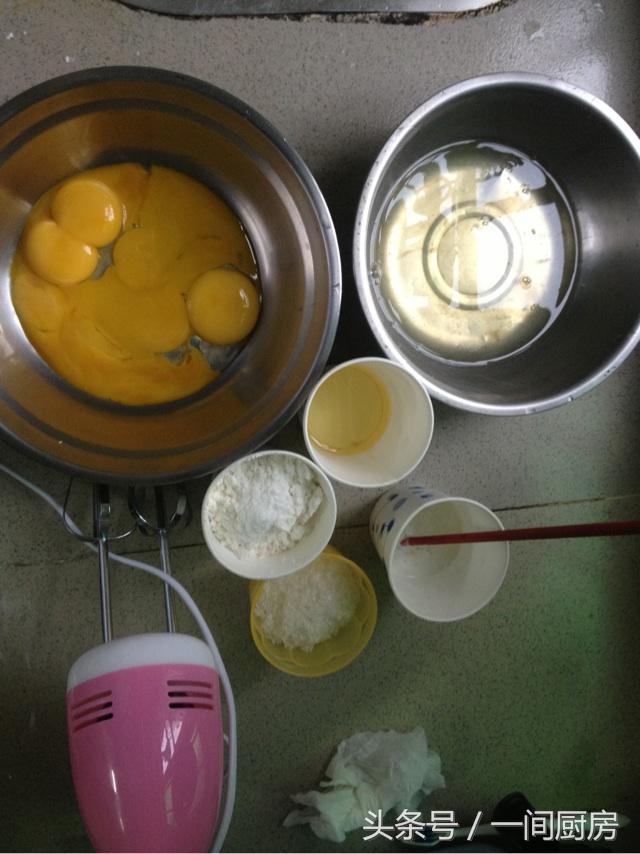 怎么用电饭锅做出蓬松柔软的蛋糕,用电饭煲做出蓬松柔软的蛋糕