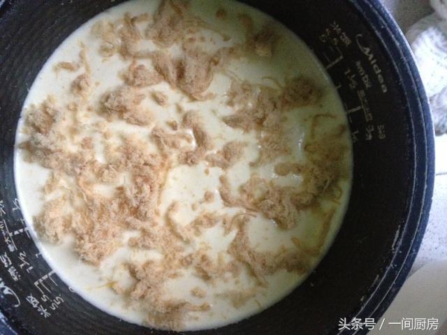 怎么用电饭锅做出蓬松柔软的蛋糕,用电饭煲做出蓬松柔软的蛋糕