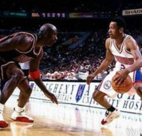 篮球场侮辱对手的行为,篮球场上的强硬对抗集锦