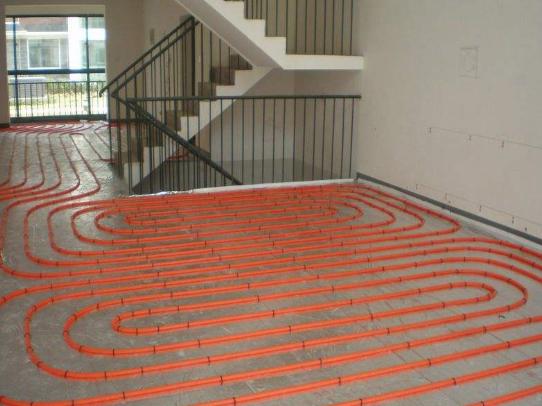 电地暖和水地暖区别在哪如何选择,家里安装电地暖好还是水地暖好