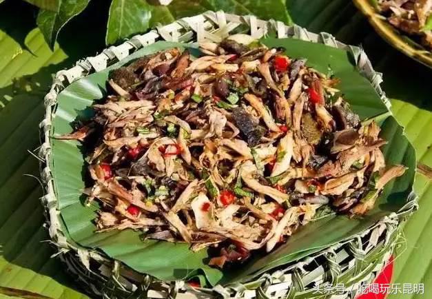 这两天德宏拽伤了，和全世界对话都是：我20度！