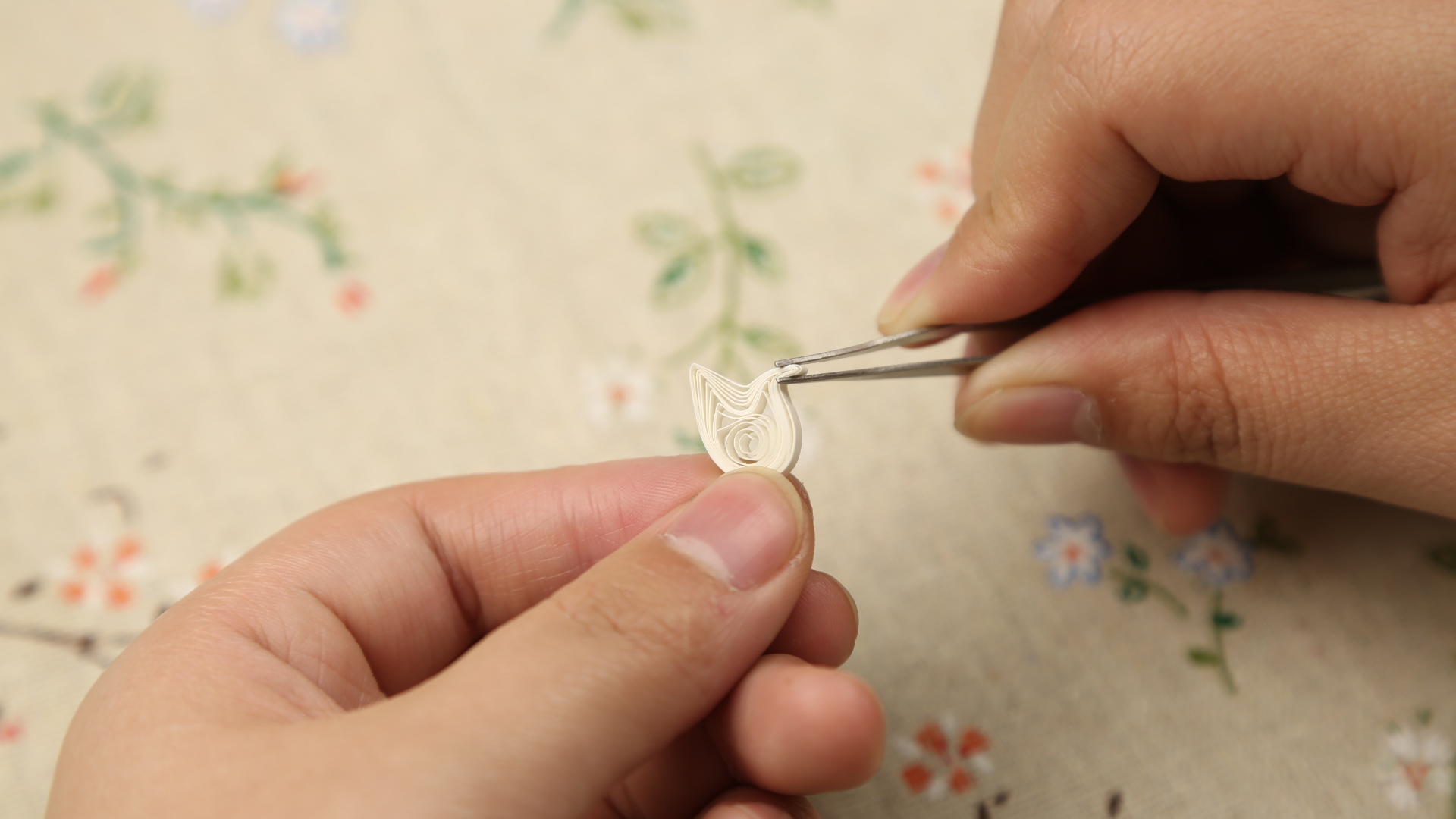 衍纸手工作品简单花,衍纸教程简单的花