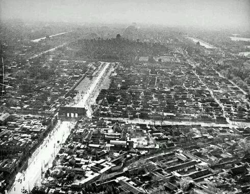 百感交集涌上心头,百感交集和感慨万千