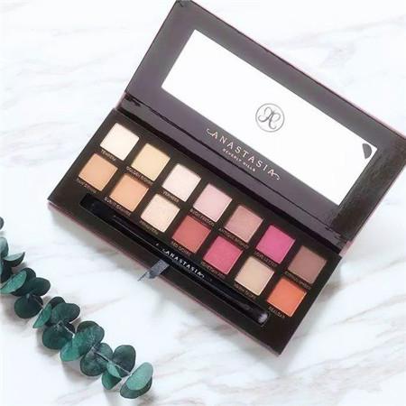 不画眼影不戴美瞳的妆容,不画眼妆的彩妆