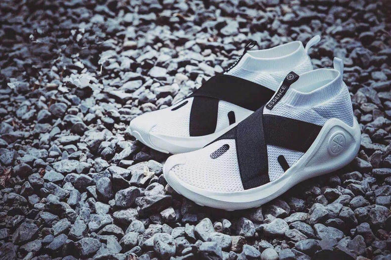 极简男鞋一脚蹬,女士高端潮鞋一脚蹬