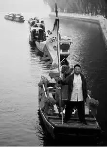 百感交集涌上心头,百感交集和感慨万千