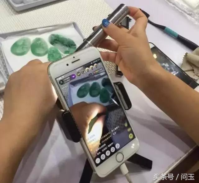 直播翡翠拍卖可信吗,翡翠直播拍卖套路是真的吗