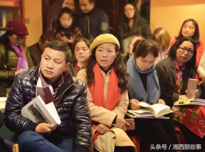 35岁，不想虚度人生，骑摩托车穿越青藏高原，写三本书还多次获奖