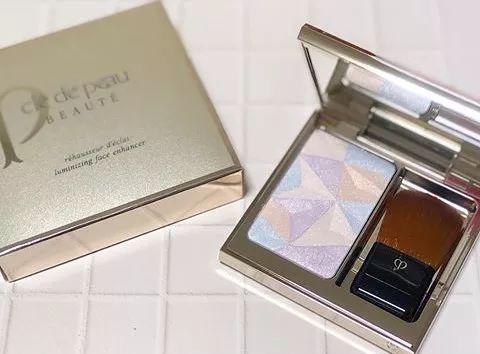 2018当季流行彩妆,2018彩妆趋势