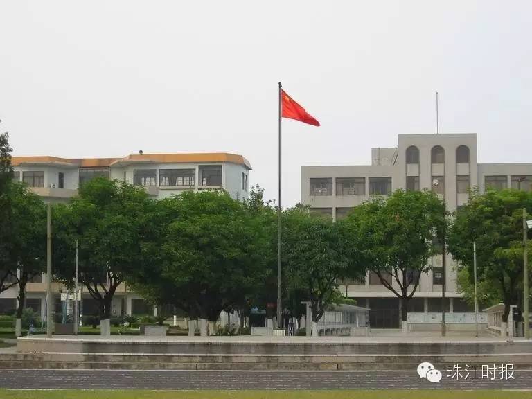 南海最受网友欢迎初中大PK（狮山丹灶西樵九江），1人1票选出来
