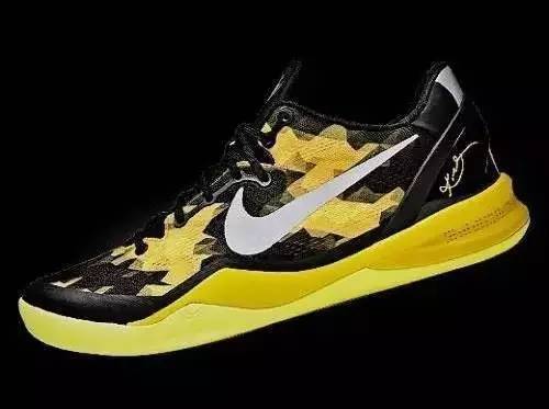 那些年科比穿过的球衣,那些年科比隔扣