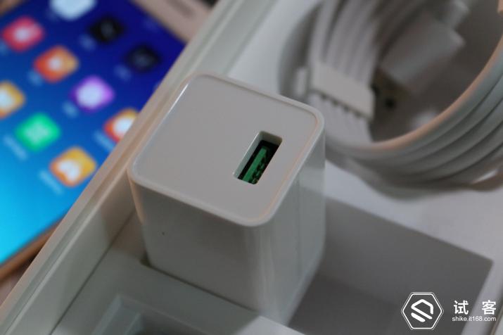 oppor9双引擎闪充,oppor9测评打游戏