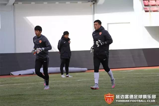 寤惰竟瀵屽痉姣旇禌褰曟挱,寤惰竟瀵屽痉瀹炴椂姣旇禌鐩存挱