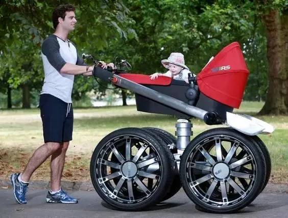 一手婴儿车，一*狗手**，这样的老公什么时候才有？