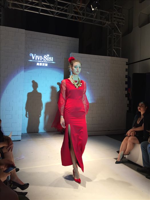 vivi设计师高端定制,只做原创高定设计师品牌