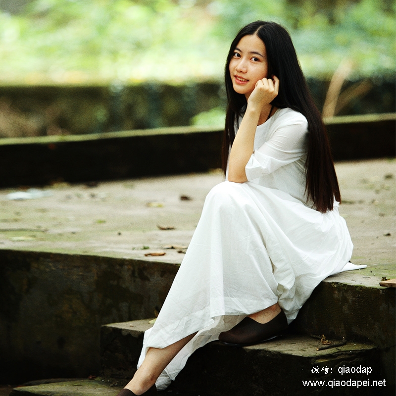 时尚裙装，让你瞬间从土肥圆变成snake精！