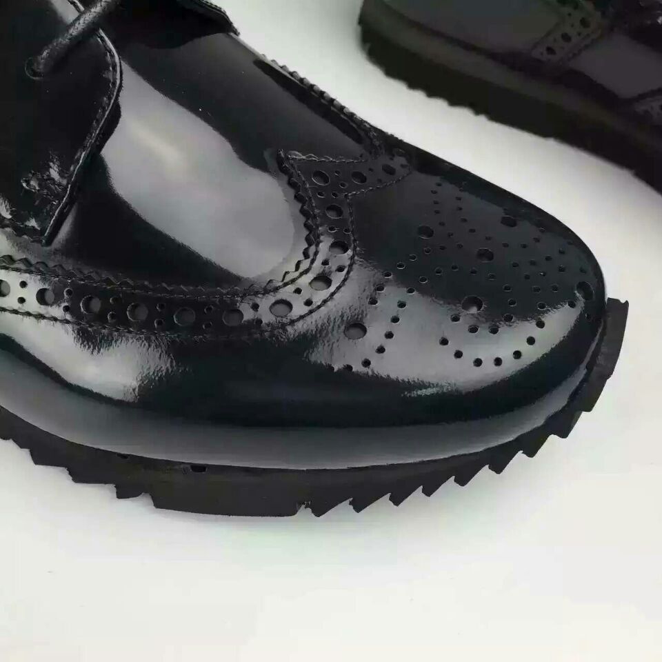 外国品牌prada还有哪些品牌 (prada是全球增长最快的奢侈品)