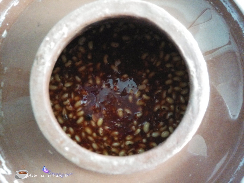 彩椒酱拌饭拌面非常好吃,在家自制万能香菇酱拌饭拌面口感