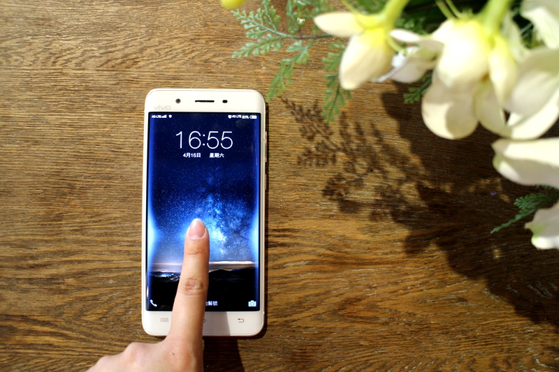 vivo曲屏手机xplay5a,vivo曲屏手机xplay4