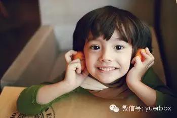 宝宝去幼儿园要不要穿的很好,宝宝上幼儿园忌讳穿的衣服