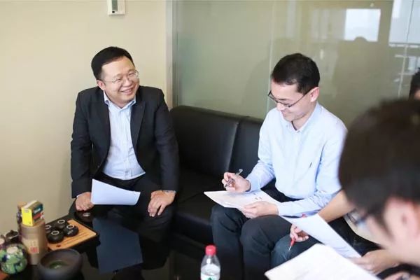 服务实体经济促进转型发展,服务实体经济推动普惠金融