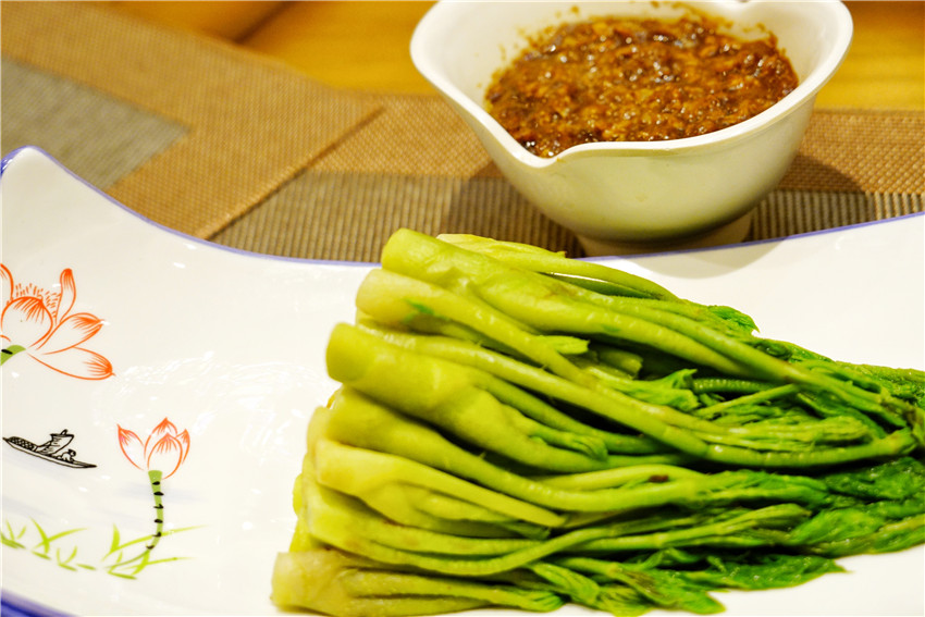 你以为来到了马尔代夫?这里是冰火两重天的花溪沐温泉酒店