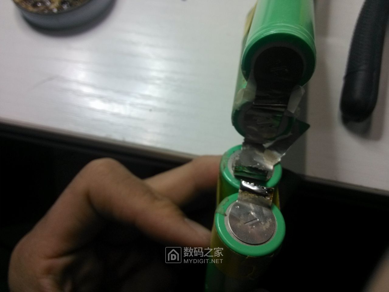 e430c笔记本电池换电芯教程,e47a笔记本电池更换电芯教程