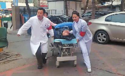 37分钟转危为安万米高空救援,紧急救治20公里接力