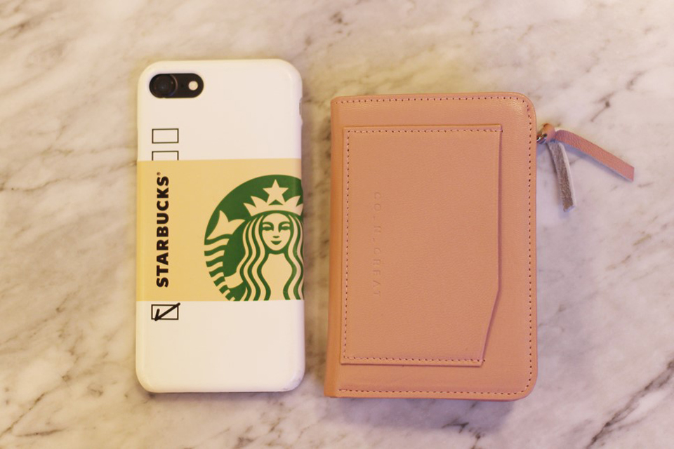 女士钱包选什么颜色会发财,女士一般用什么颜色的钱包好风水