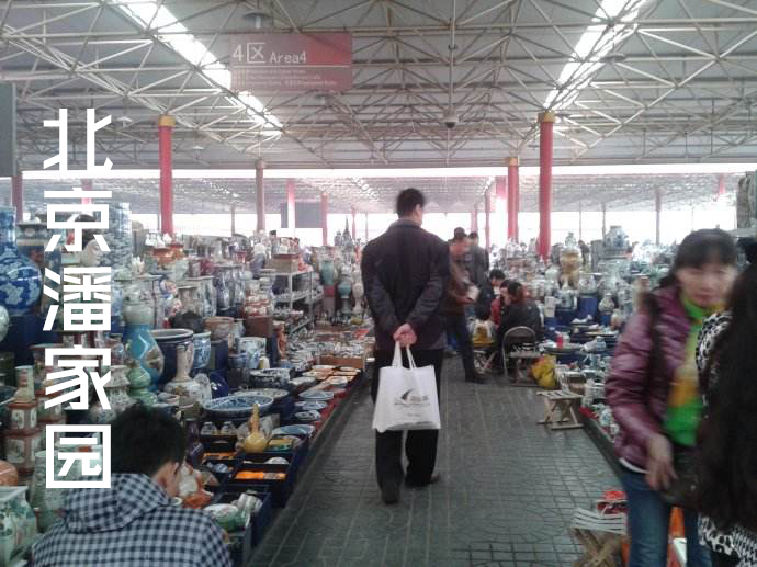 地摊古玩市场交易合法吗,地摊古玩适合摆什么